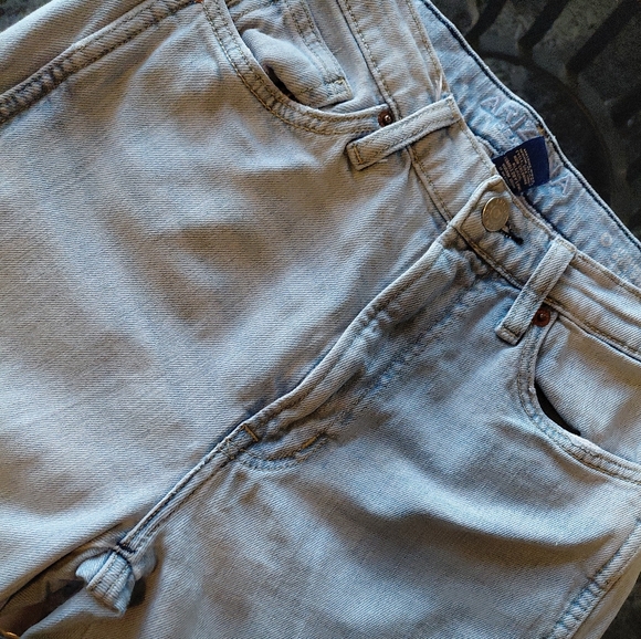 Arizon Womens Light Wash Distressed Highrise Denim Jeans Size 0 - Picture 7 of 10